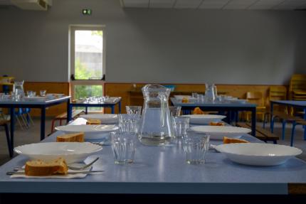 Photo de la cantine de l'école du Bez